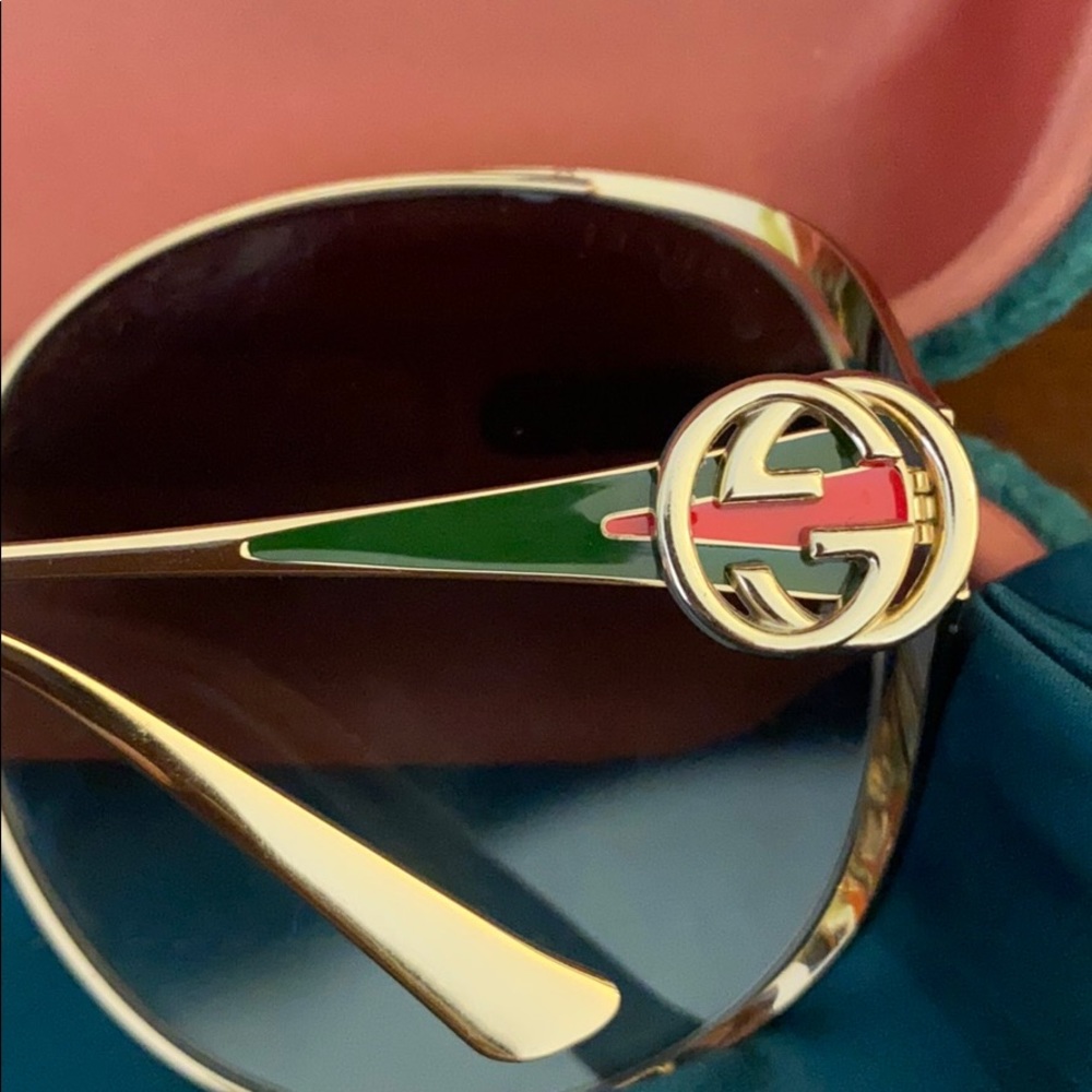 Sunglasses - Picture 2 of 4